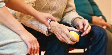 El Parkinson ya es la segunda enfermedad neurodegenerativa más frecuente después del Alzheimer. // CC0