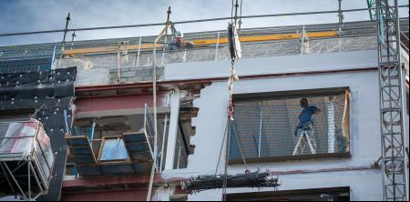 Collboni plantea suavizar la reserva del 30% de vivienda social en las grandes rehabilitaciones